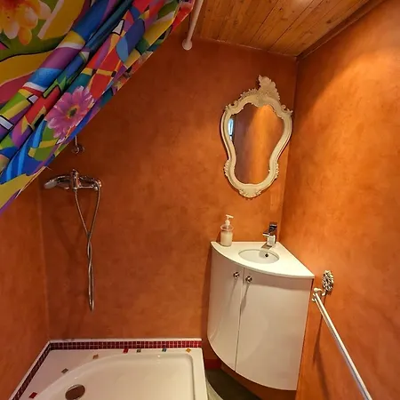 Sejour Insolite En Roulotte Cosy Avec Confort Pres D'epinal - Fr-1-589-459 * Sercoeur